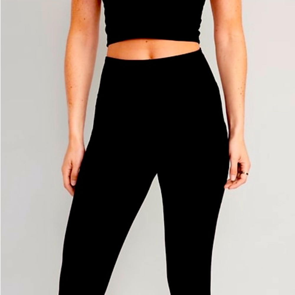 Old Navy black 7/8 leggings